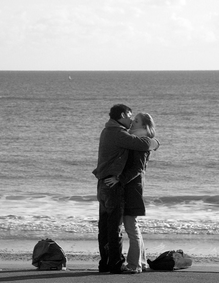 Impending kiss, Bournemouth