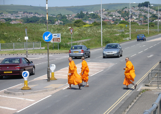 Crossing the road, Weymouth