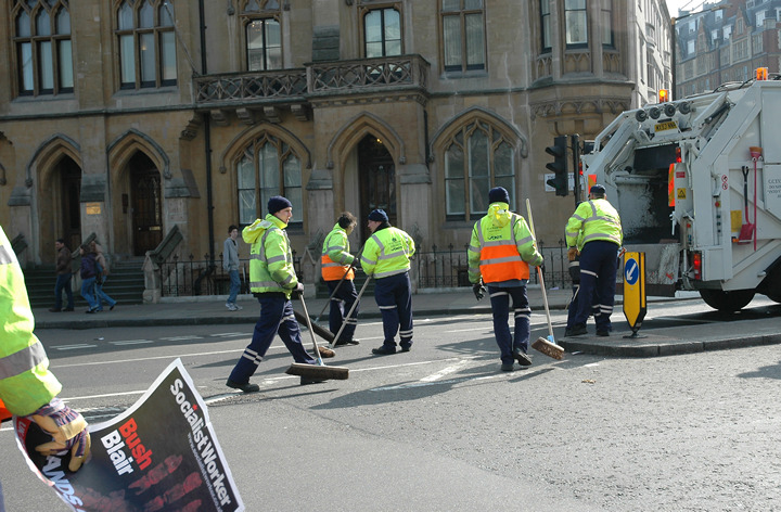Clean-up, London