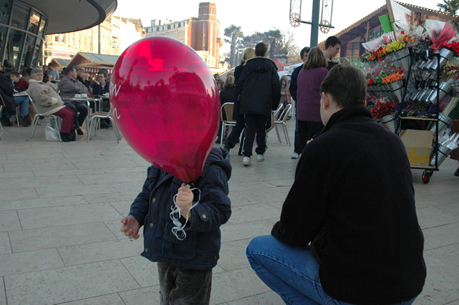 Red balloon, Bournemouth